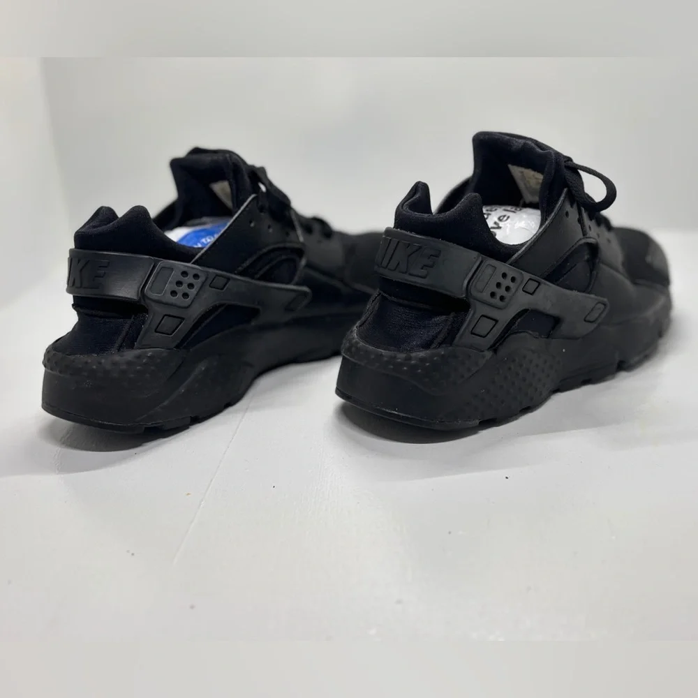 Nike Air Huarache Youth 7Y Triple Black Sneakers